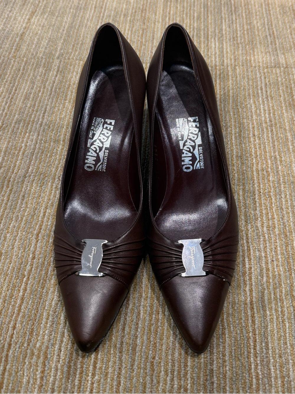 Ferragamo Dark Brown Kitten Heels, size 8.5
